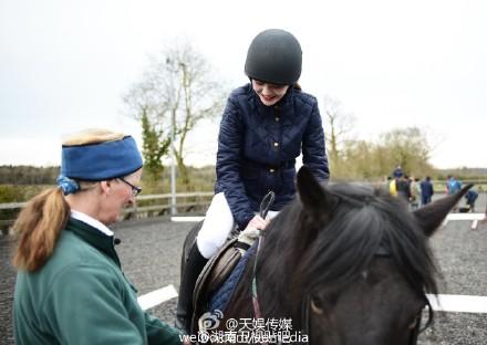 花儿与少年第二季:杨洋扮女装郑爽痛哭? 大波