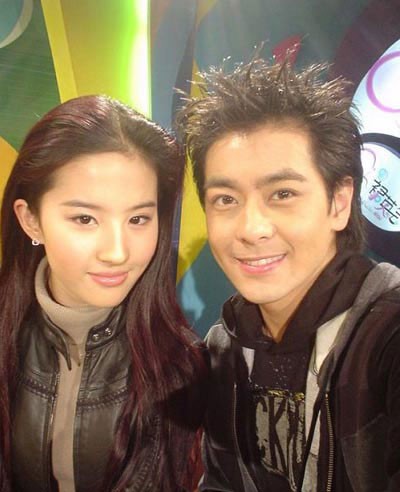 吴亦凡李敏镐宋承宪 刘亦菲承包中韩男神--人民