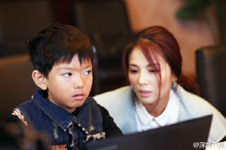 刘涛自曝进男厕所画面太美 揭秘刘涛老公王珂