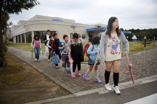 实拍日本减肥医院11岁胖女孩的日常生活(高清