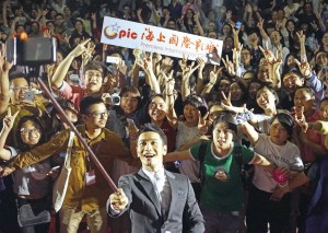 黄晓明Angelababy没分手 孩子生越多越好(图)