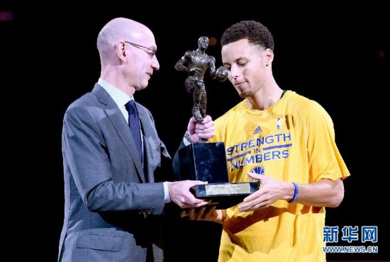 库里获本赛季常规赛MVP