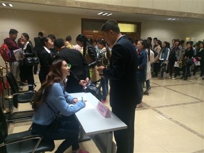 中国高铁招聘会青海站初试举行