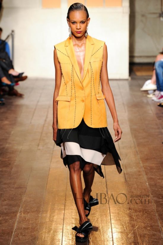 Cedric Charlier 2015�K�L�k�˨q
