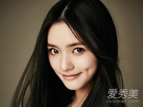 星女郎林允撞发范爷 女神黑长直美翻了(组图