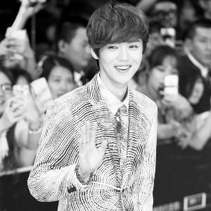 北京大学生电影节颁奖礼几成卖片会 影人赚吆