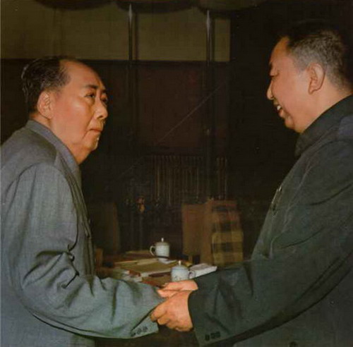 毛泽东五次拟接班人真相:为何仓促选定华国锋