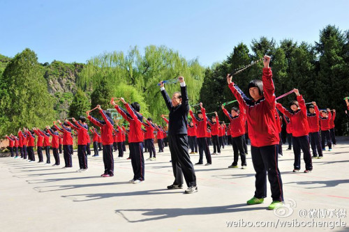 温家宝再到河北中学作地理讲座 借住教师宿舍