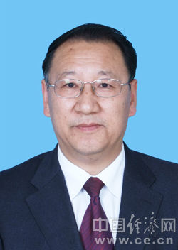 马吉孝任厅党委书记(简历)   马吉孝,男,回族,1962年12月生,青海民和