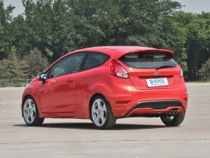 ����(����)2013����껪ST