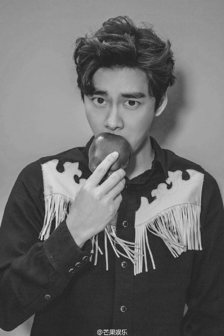 网曝李易峰李多海复合 经纪公司斥报道不实