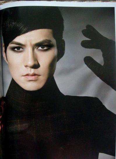 黄晓明李敏镐张根硕鹿晗EXO 男星画眼线谁能