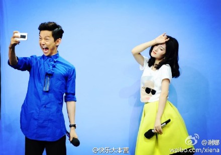  谢娜生日 何炅送男人老公张杰成陪衬