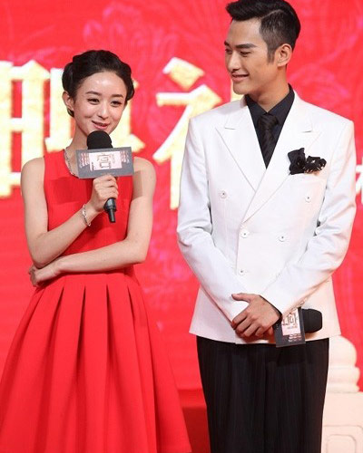 传陈伟霆甩阿Sa劈腿赵丽颖 赵丽颖承包娱乐圈