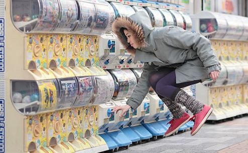 北京 浮游女孩 走红网络 被称不走寻常路的民