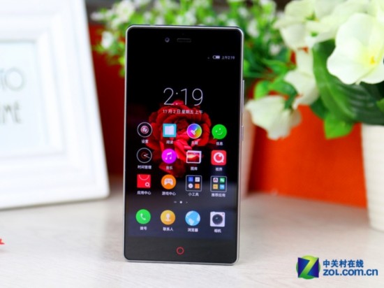 全網通4G+64位8核 nubia Z9 mini僅1499 