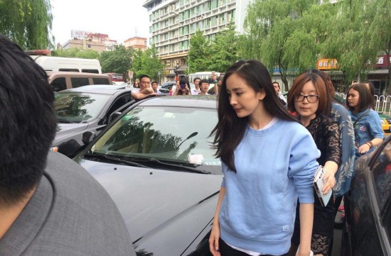 杨幂<em>不雅视频</em>报案不见刘恺威 不雅照风波<em>女星</em>
