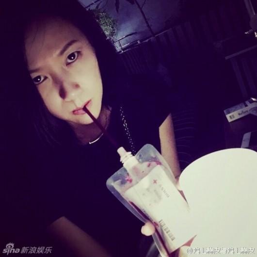 徐静蕾晒恐怖照丑哭 凤姐吐槽芙蓉姐姐