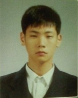 金秀贤李敏镐丁一宇罕见毕业照 一眼看出整容