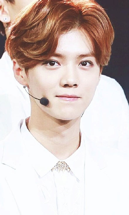 中分辨美男:吴亦凡池昌旭钟汉良美颜 小贝小李