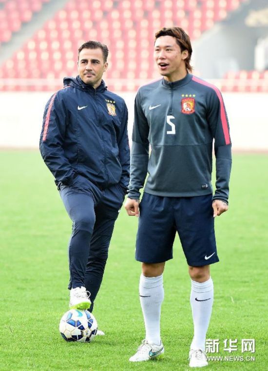 怎样做足球主教练?乐动足球培训学校的的价廉