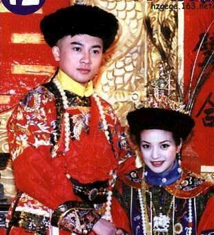 陈晓赵丽颖冯绍峰林依晨 古装新郎新娘造型PK