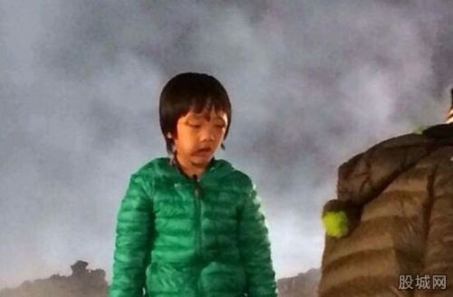 费曼受伤真相揭秘 曾有人暗指是贝儿推的