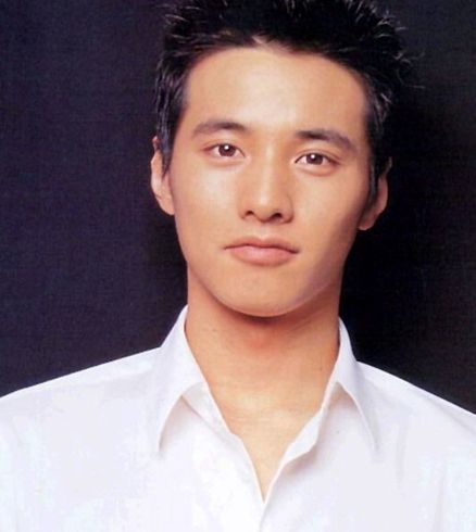 EXO鹿晗尼坤金在中权志龙 韩国大学生最想交