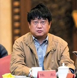 中统部如何培训大V:教师高配 政协副主席授课