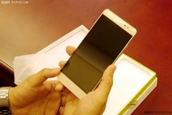 第一万个锋尚Pro用户:兼顾时尚与安全