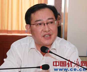 袁国华任防城港市委常委、组织部部长