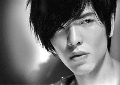 雨神 萧敬腾唤雨率超60% 央视主持人宋英杰不