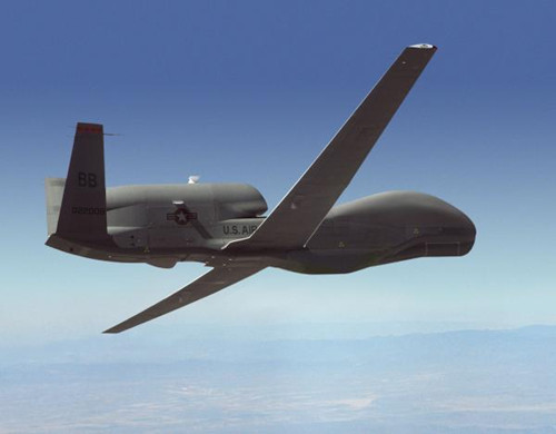 美国空军rq-4"全球鹰"无人侦察机,目前该机已经部署到关岛和日本