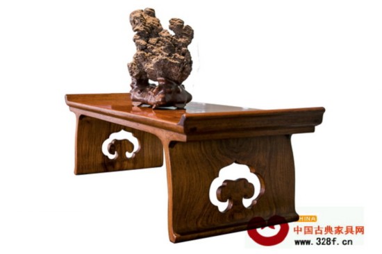 区氏臻品:谈安思远专场黄花梨翘头案式微形几