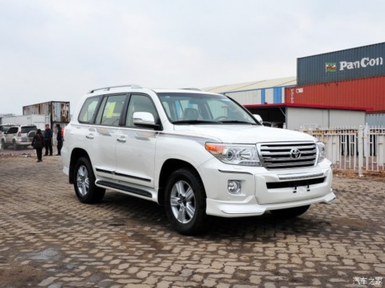 前脸设计夸张 新款兰德酷路泽造型泄露(图)