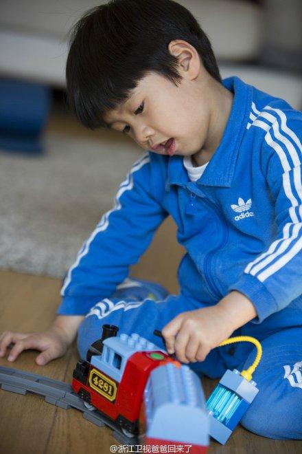 爸爸回来了第二季贾乃亮父女神对话 Jagger二