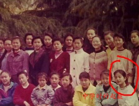 赵薇<em>5岁女儿</em>海量萌照曝光 小四月抿嘴笑颜值爆