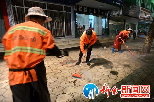 每天要挥动扫帚25000多次--记新余市环卫处大