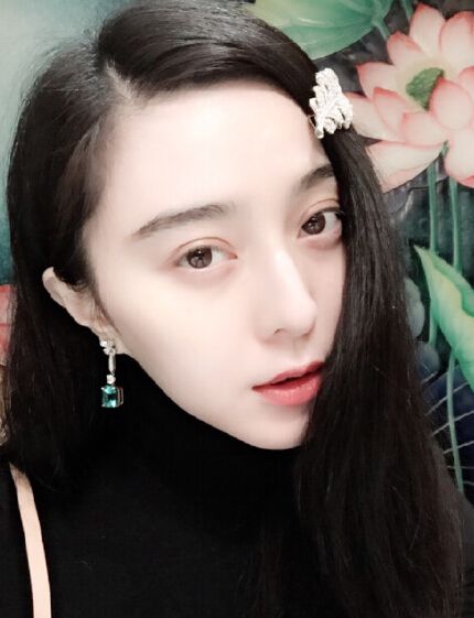 李晨范冰冰终于公开恋情了 定情信物逐一揭秘