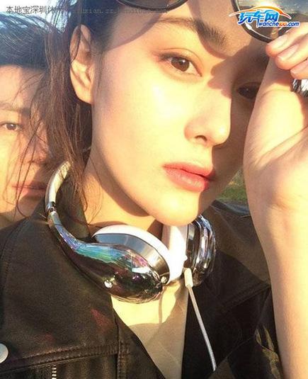 范冰冰李晨公开恋情张馨予吐酸水 最后一条微