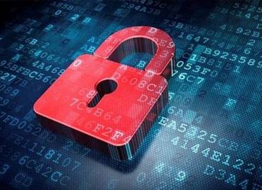 携程在手 挖掘机在右