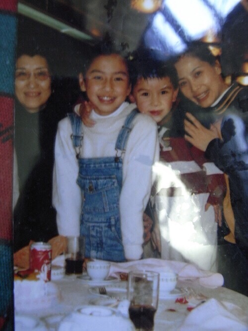 《奔跑吧兄弟》明星童年照曝光 baby从小美陈