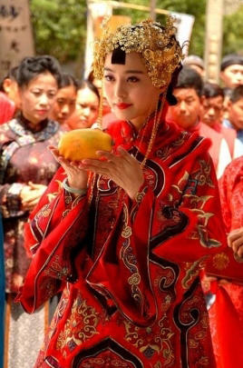 中式婚纱造型_中式婚纱(2)