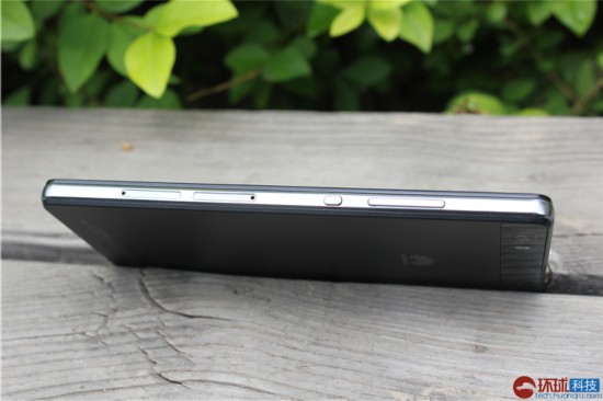 64位真8核芯片5寸屏 华为P8青春版图赏(组图