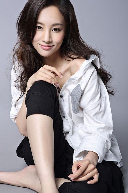 《他来了，请闭眼》开机 章龄之霍建华演姐弟--人民网·重庆视窗-重庆权威新闻门户