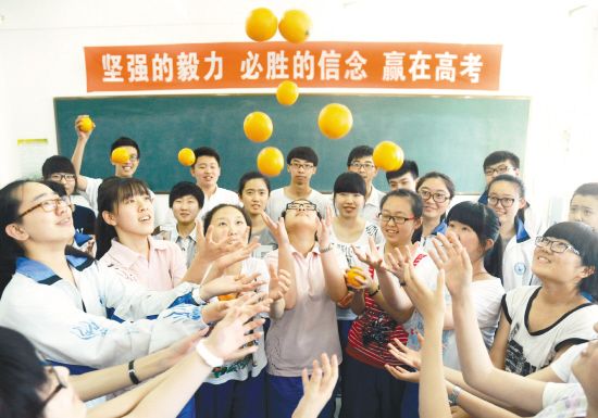 辽宁高考考生连续三年递减