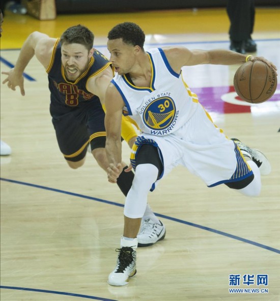 NBA总决赛:勇士对阵骑士