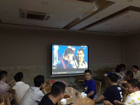 欧冠总决赛---安徽宁国网点现场组织看球狂欢派