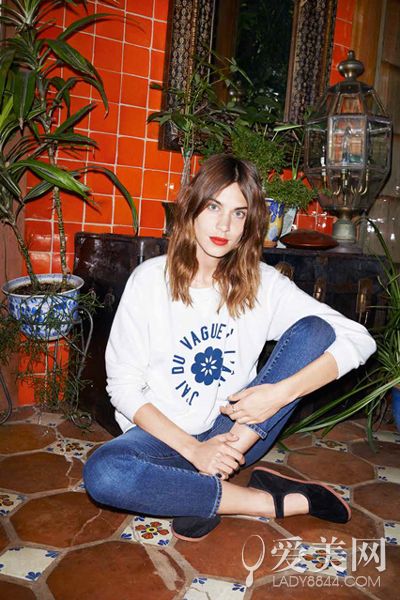  Alexa Chung�����J���� �q�j������ЧA�f 