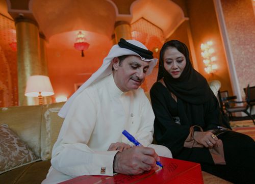 御泥坊迪拜皇室御用面膜全球首发